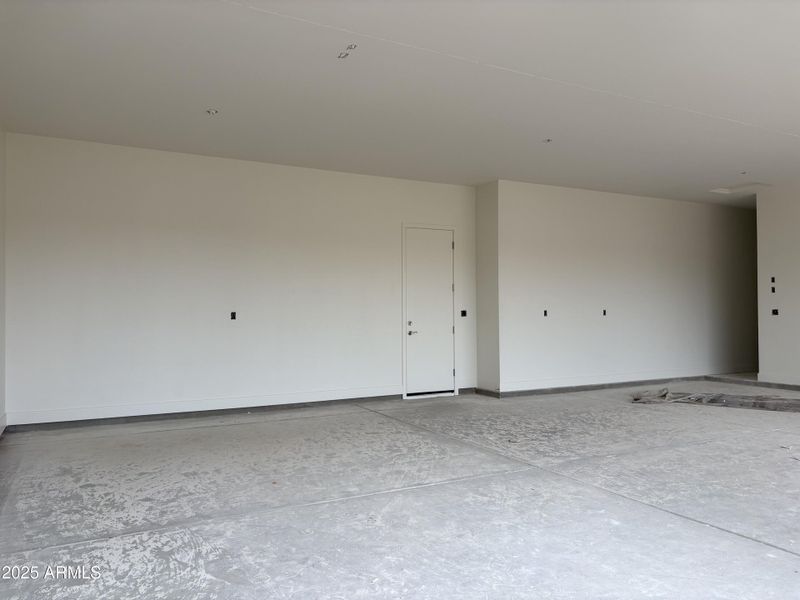 9087 W Li,est one Mountain