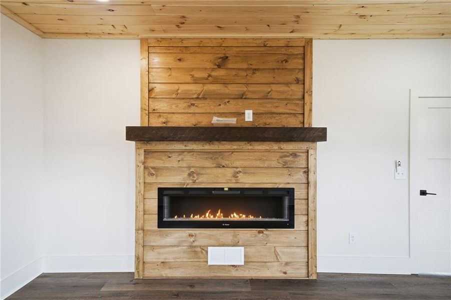 Close-up of interior finishes inside a home in , Ranger (Image 21).
