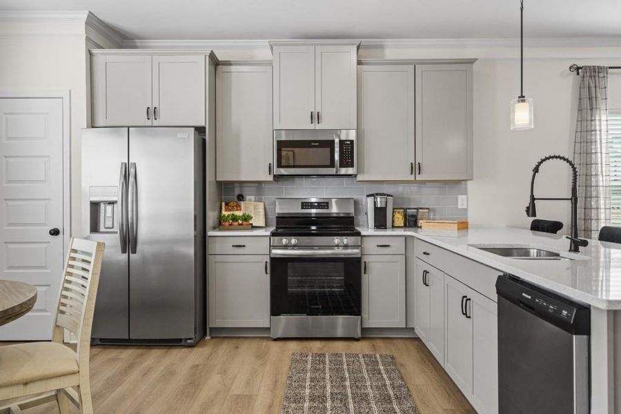 Furnished interior view inside a new home in Summit at Gateway, Jasper (Image 10). Furnished interior view inside a new home in Summit at Gateway, Jasper (Image 10).