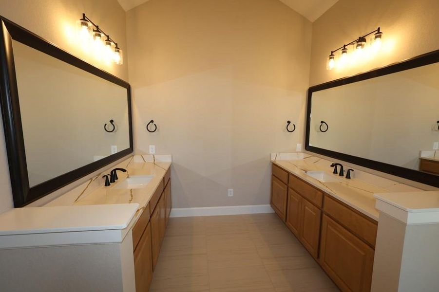 Furnished interior view inside a new home in ARTAVIA 65' Homesites, Conroe (Image 7). Furnished interior view inside a new home in ARTAVIA 65' Homesites, Conroe (Image 7).