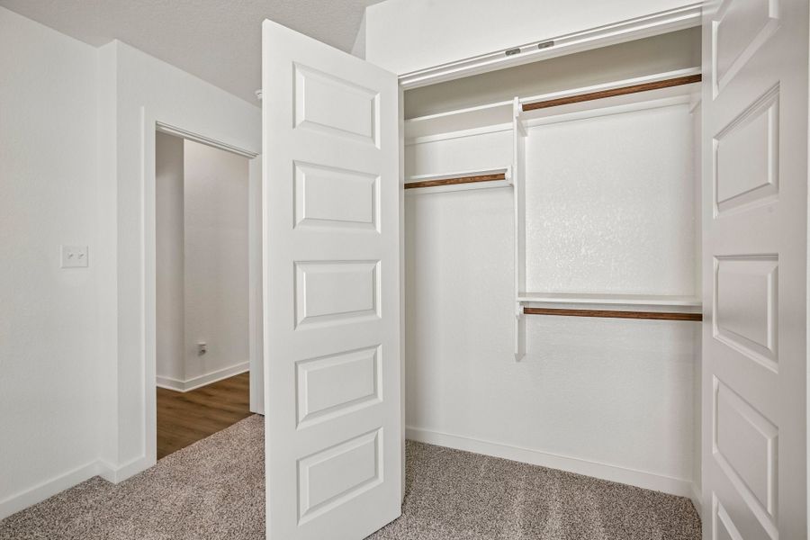 Spacious, unfurnished interior of a new home in Rancho San Gabriel, Georgetown (Image 16).