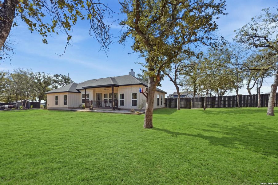Exterior details and patio area of a home in , La Vernia (Image 22).