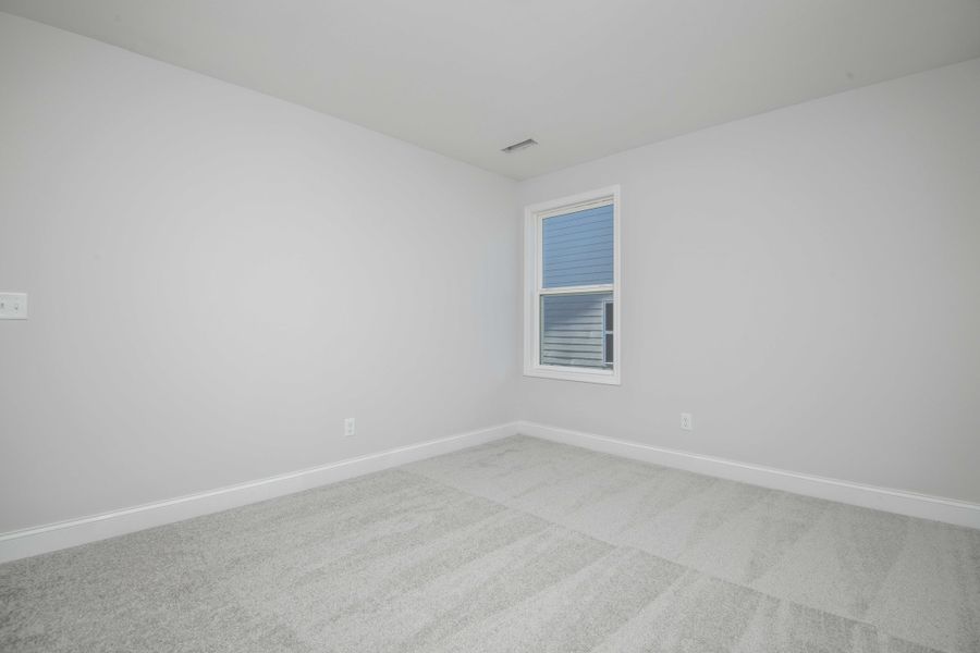 Spacious, unfurnished interior of a new home in Ivey Farms - The Grove Collection, Farragut (Image 40). Spacious, unfurnished interior of a new home in Ivey Farms - The Grove Collection, Farragut (Image 40).