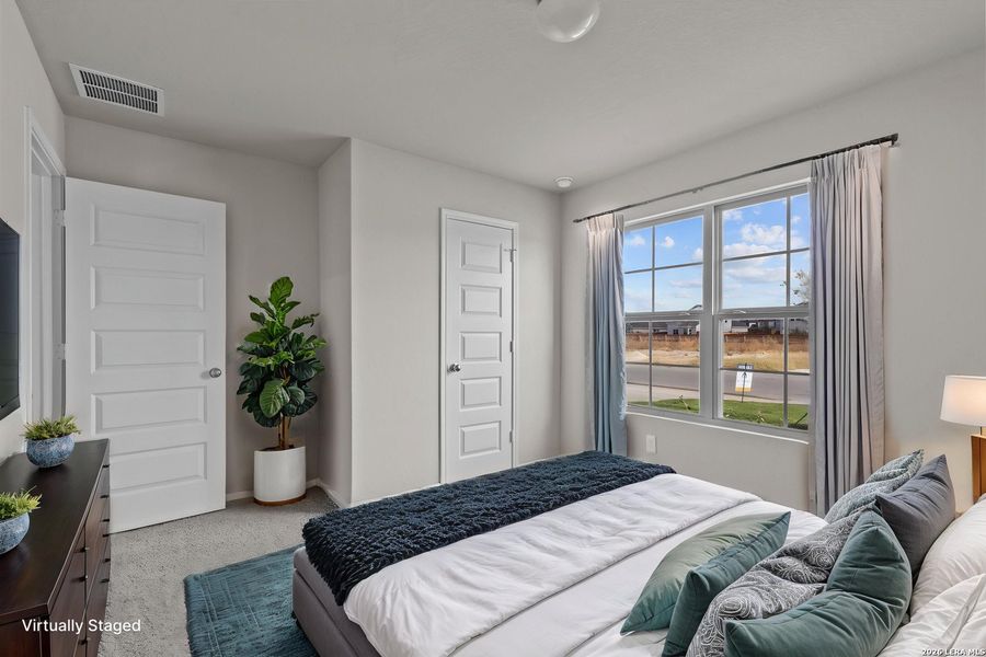 Furnished interior view inside a new home in Jordan's Ranch, San Antonio (Image 12).