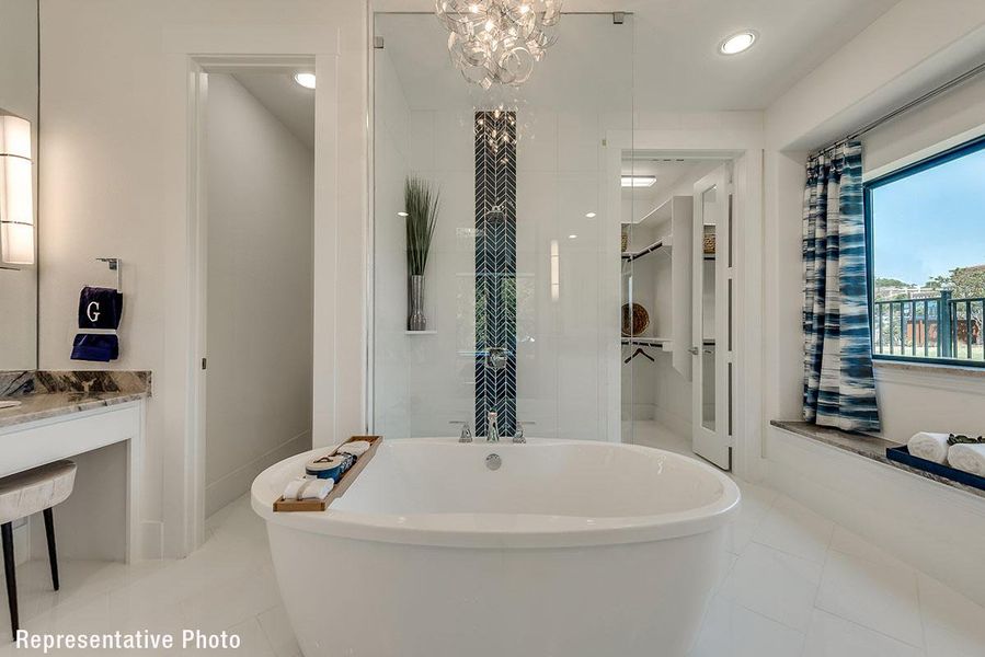 Furnished interior view inside a new home in Grand Braniff Park, Irving (Image 7).