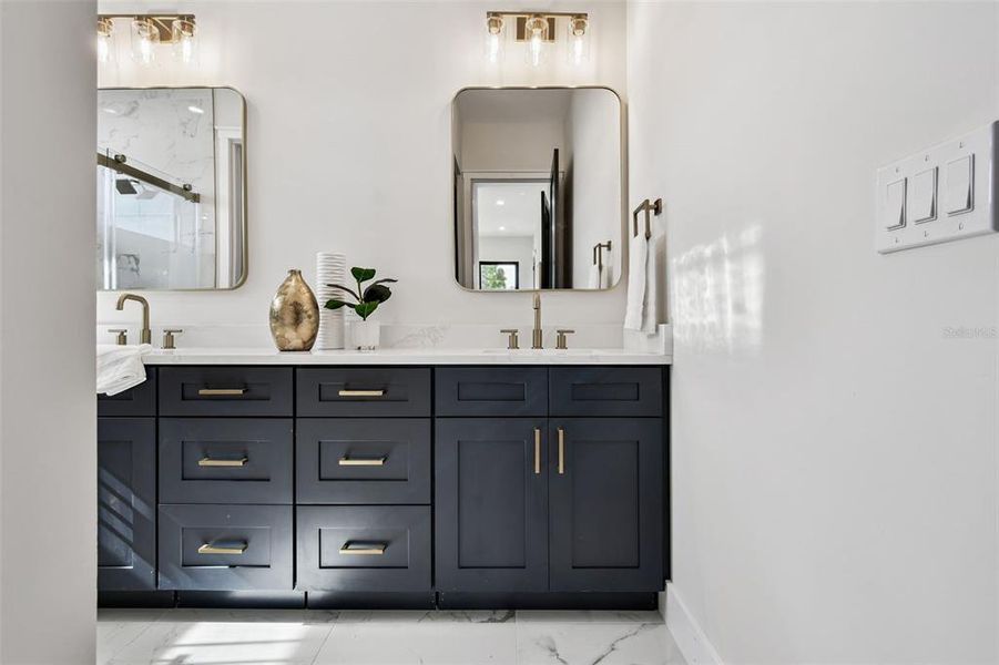 Close-up of interior finishes inside a home in , St. Petersburg (Image 18).