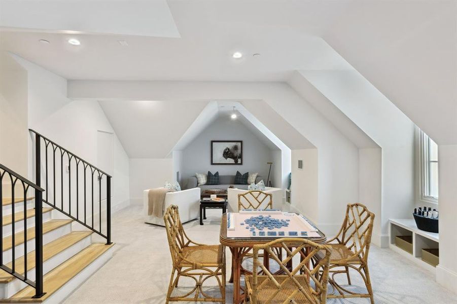 Furnished interior view inside a new home in Highland Park, Dallas (Image 34).
