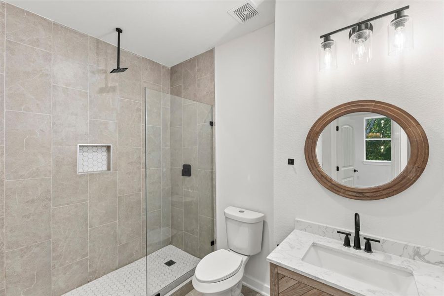 Furnished interior view inside a new home in , Conroe (Image 5).