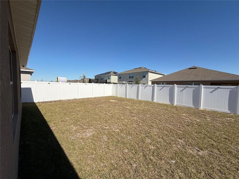 Exterior details and patio area of a home in Cypress Park Estates, Haines City (Image 32).