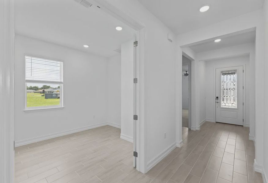 Valletta Den - 16 of 16