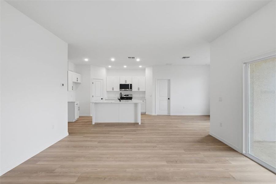 Spacious, unfurnished interior of a new home in , Ocala (Image 20). Spacious, unfurnished interior of a new home in , Ocala (Image 20).