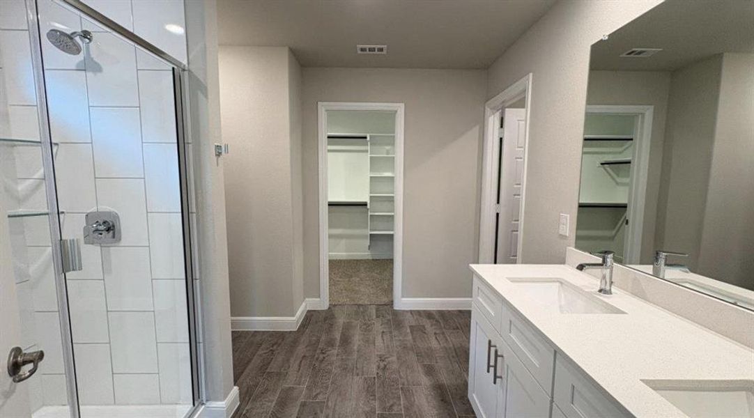 Furnished interior view inside a new home in Sandstone Estates, Granbury (Image 7).