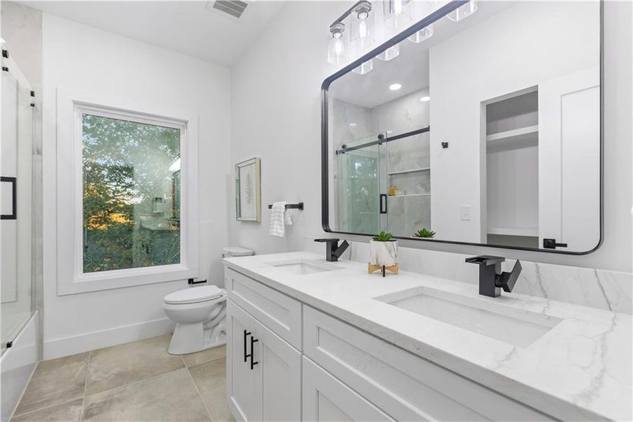 Furnished interior view inside a new home in , Lawrenceville (Image 15).