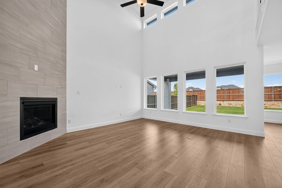 Spacious, unfurnished interior of a new home in The Ridge at Northlake, Northlake (Image 9).
