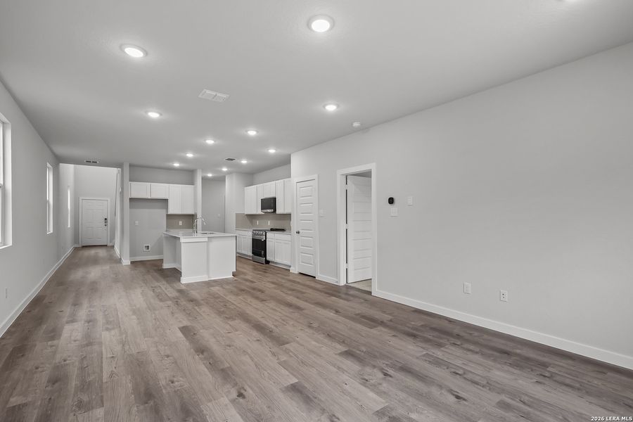 Spacious, unfurnished interior of a new home in Applewhite Meadows, San Antonio (Image 19). Spacious, unfurnished interior of a new home in Applewhite Meadows, San Antonio (Image 19).