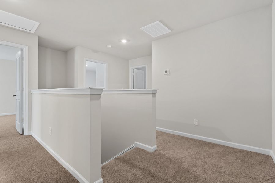 Spacious, unfurnished interior of a new home in Forts Ridge, Pelion (Image 23).