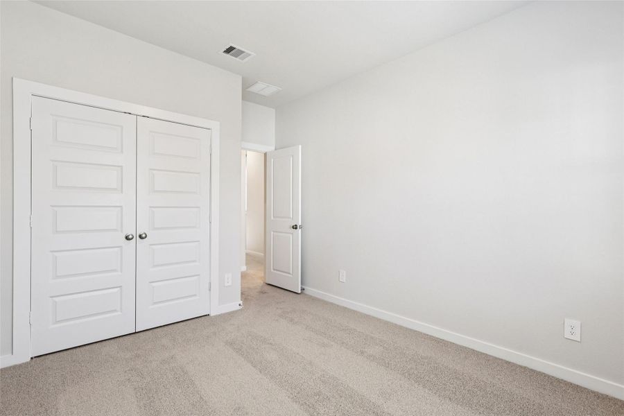 Spacious, unfurnished interior of a new home in Pinewood Trails - City Series, Atascocita (Image 18).