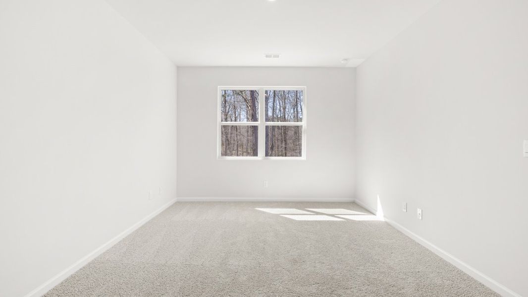 Spacious, unfurnished interior of a new home in South Wind, Union City (Image 22).
