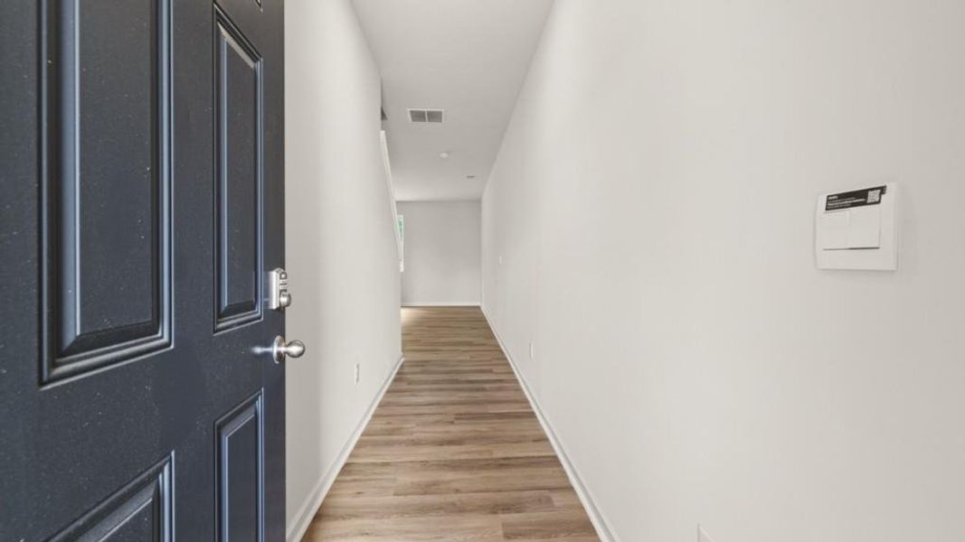 Spacious, unfurnished interior of a new home in Oconee Overlook Townhomes, Gainesville (Image 21).