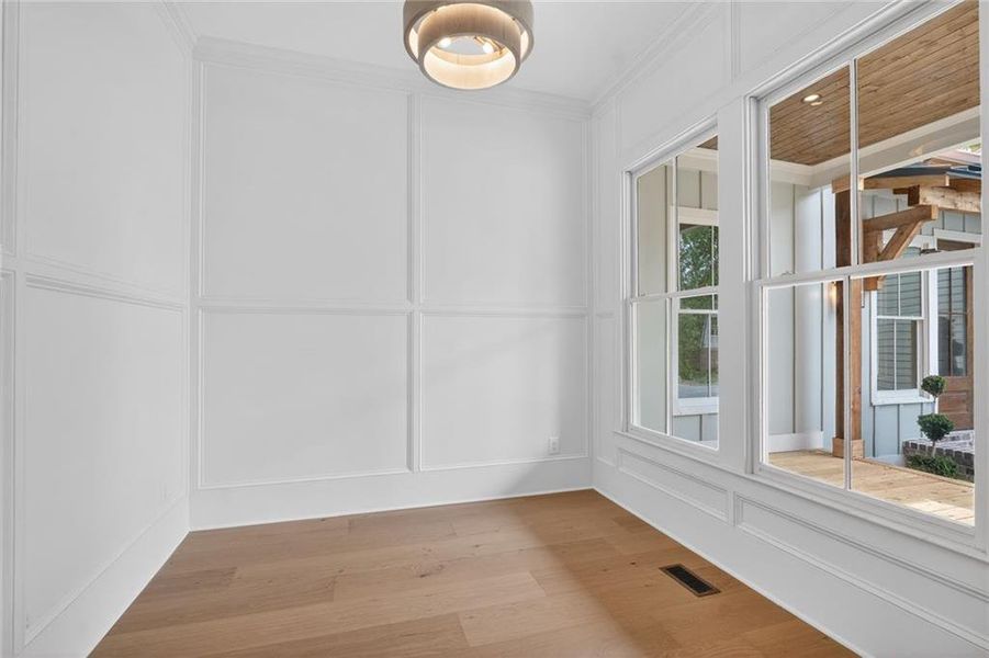 Spacious, unfurnished interior of a new home in , Roswell (Image 37).