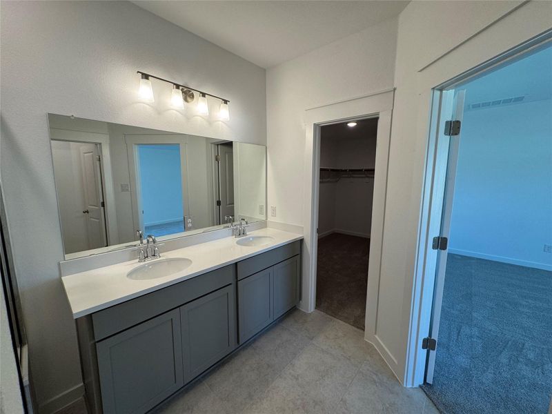 Furnished interior view inside a new home in Hunters Glen, Jarrell (Image 6).