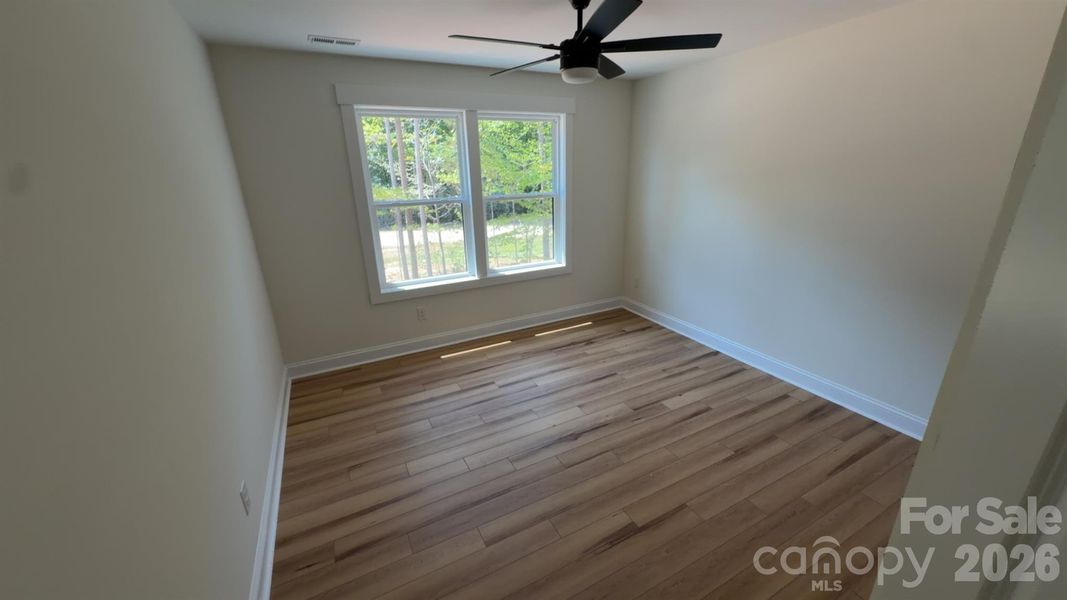 Spacious, unfurnished interior of a new home in , Salisbury (Image 4).