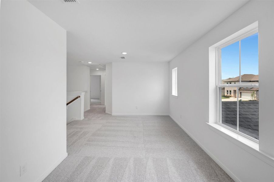 Spacious, unfurnished interior of a new home in Legacy - Retreat Collection, League City (Image 13).