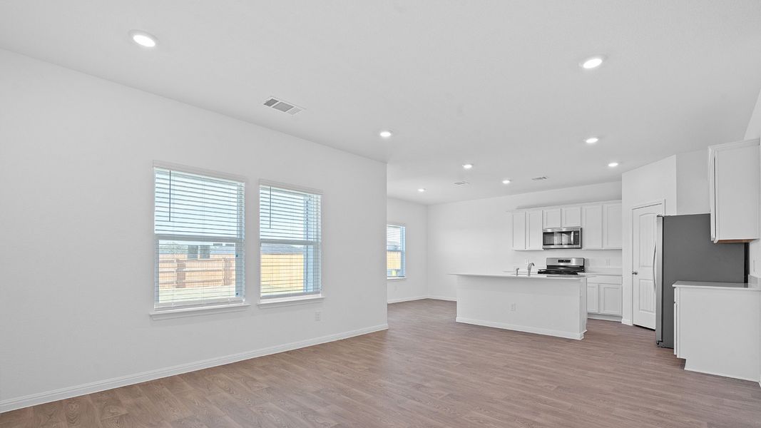 Spacious, unfurnished interior of a new home in Carillon, Manor (Image 14).