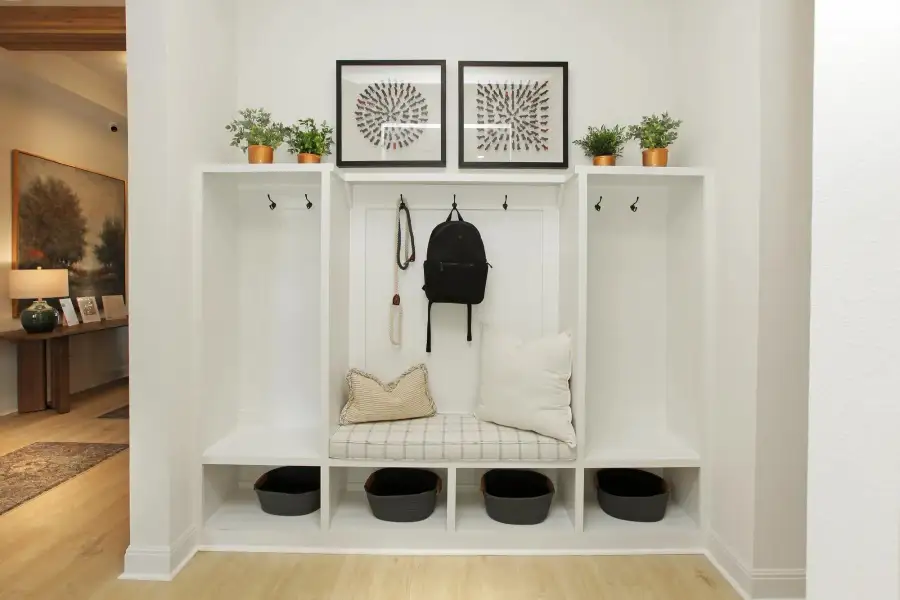 Overlook Family Foyer
