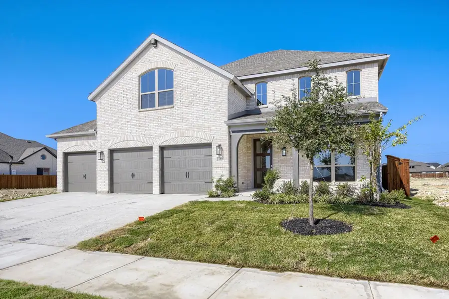 11529 Vesper - Front Elevation