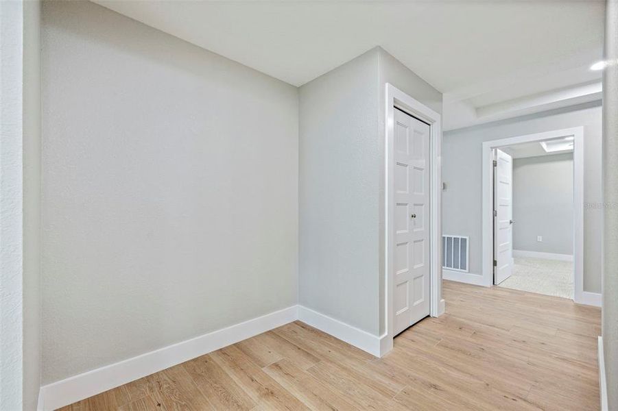 Spacious, unfurnished interior of a new home in , Madeira Beach (Image 19).