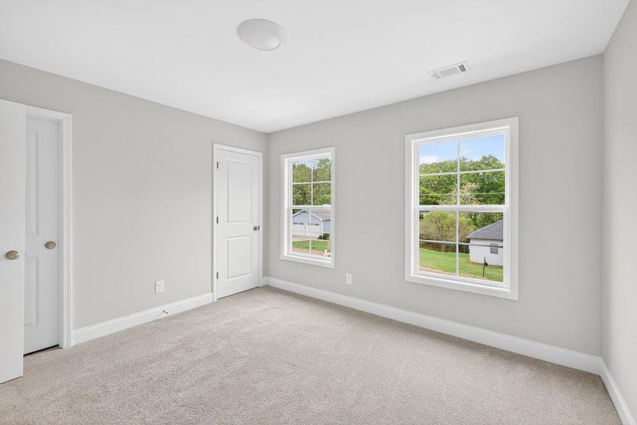 Spacious, unfurnished interior of a new home in , Sugar Hill (Image 29).