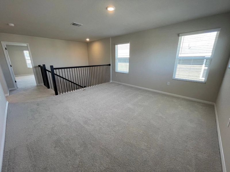 Spacious, unfurnished interior of a new home in Covered Bridge, Hutto (Image 26). Spacious, unfurnished interior of a new home in Covered Bridge, Hutto (Image 26).