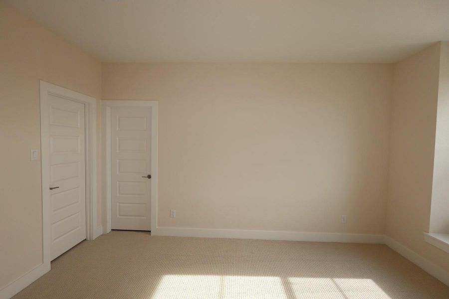 Spacious, unfurnished interior of a new home in Dunham Pointe, Cypress (Image 33).