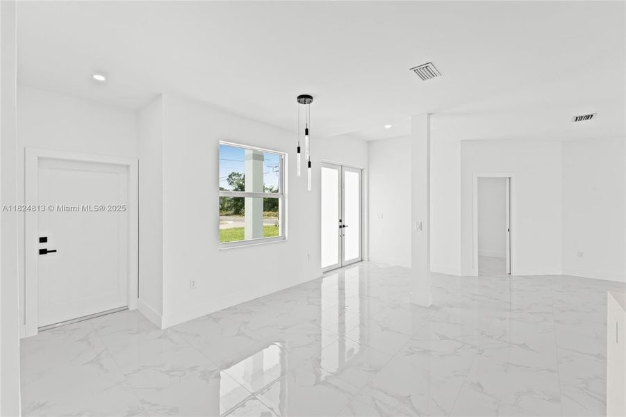 Image 28 of a home in . Image 28 of a home in .