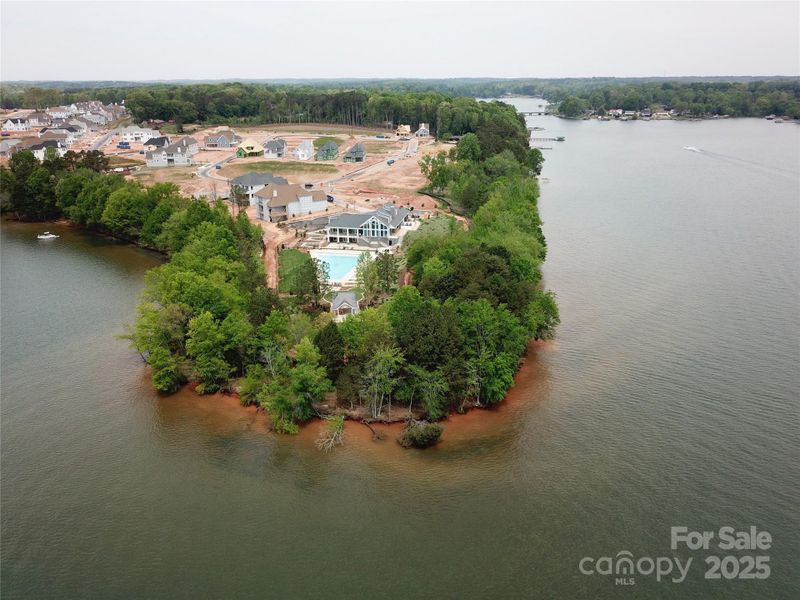 Image 32 of a home in Lakeside Pointe.