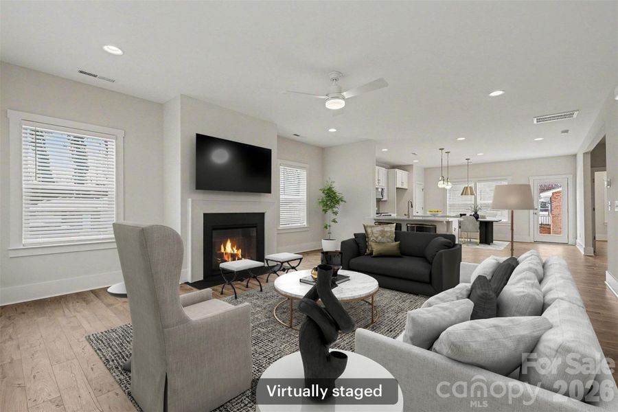 Main Floor (virtually staged)