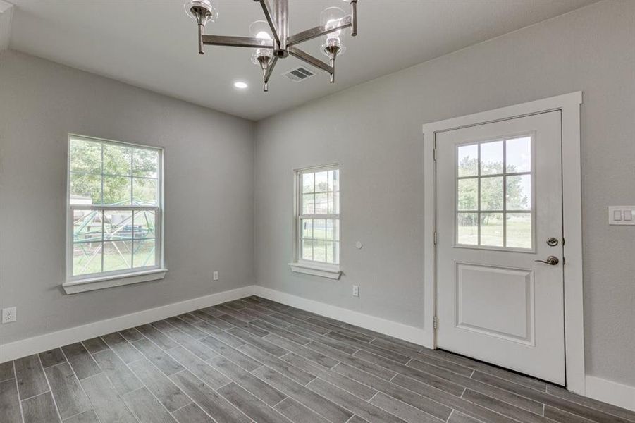 Spacious, unfurnished interior of a new home in , Ferris (Image 30).