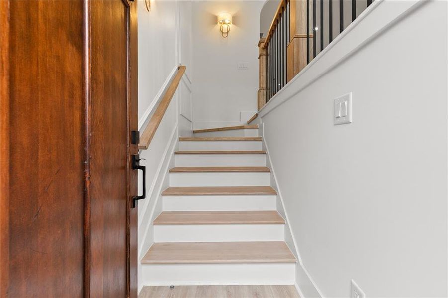 Spacious, unfurnished interior of a new home in , Sugar Hill (Image 36).