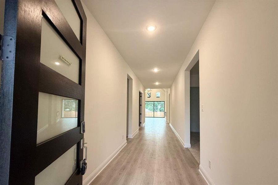 Spacious, unfurnished interior of a new home in Legacy Estates, Mansfield (Image 21).