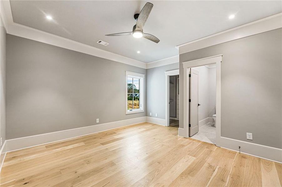 Spacious, unfurnished interior of a new home in , Alpharetta (Image 28).