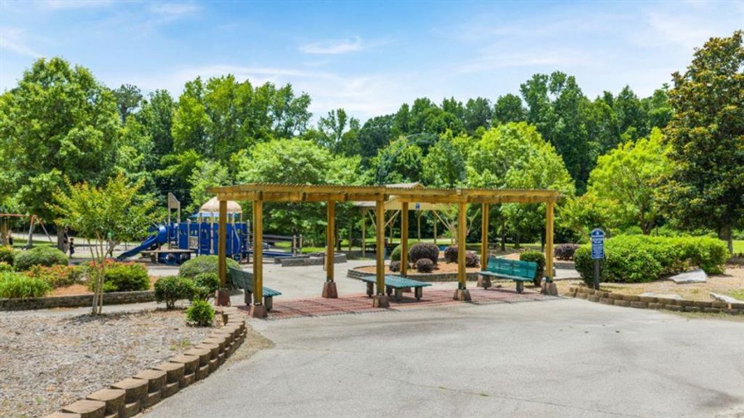 Community amenities in Northwoods at Mirror Lake, Villa Rica (Image 39). Community amenities in Northwoods at Mirror Lake, Villa Rica (Image 39).