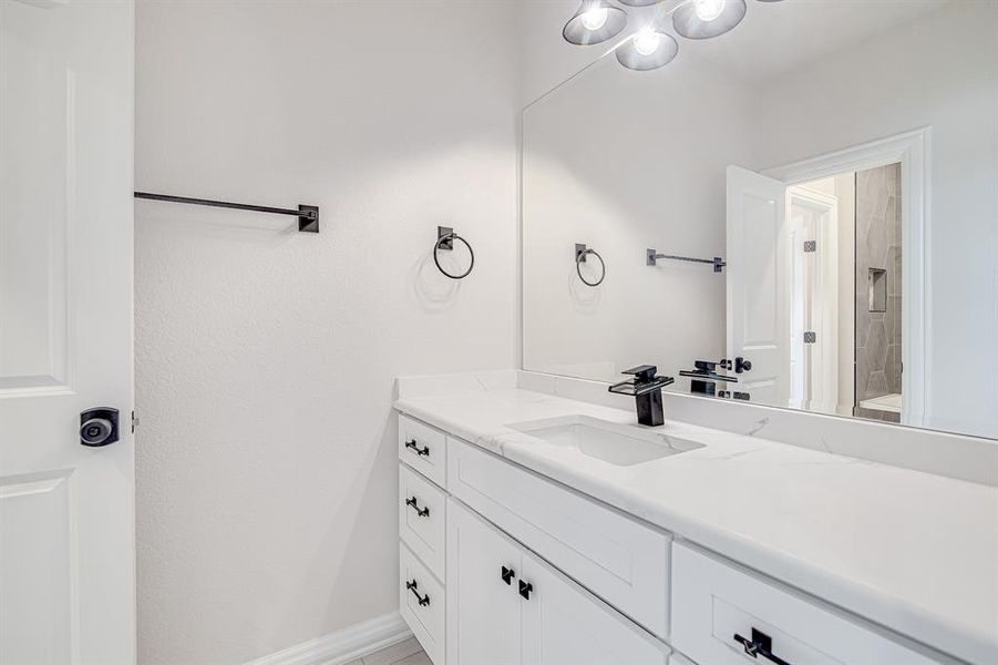 Jack-n-Jill Bath Jack-n-Jill Bath