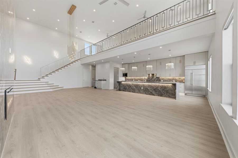 Spacious, unfurnished interior of a new home in , Dallas (Image 19).