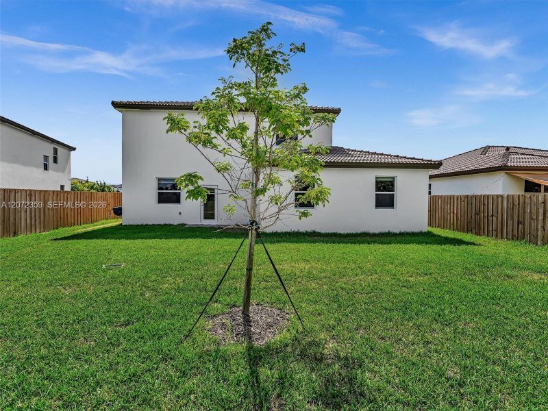 Exterior details and patio area of a home in , Homestead (Image 28).