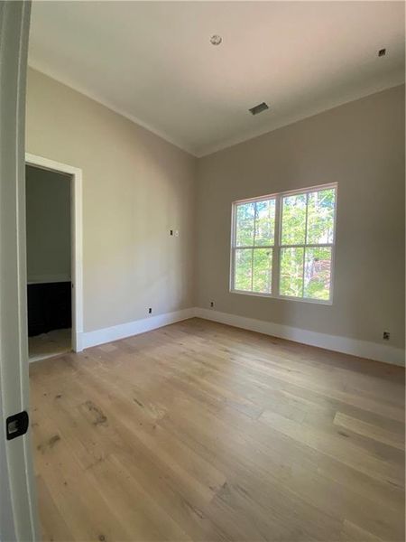 Image 71 of a home in .