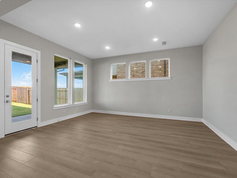 Spacious, unfurnished interior of a new home in Trillium, Richmond (Image 20). Spacious, unfurnished interior of a new home in Trillium, Richmond (Image 20).
