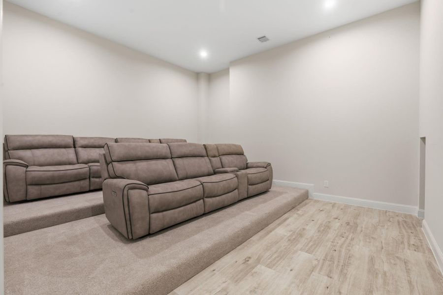 Furnished interior view inside a new home in , Tomball (Image 41).