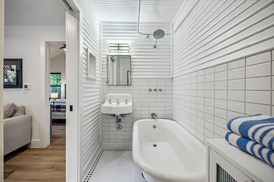 Furnished interior view inside a new home in , Austin (Image 15). Furnished interior view inside a new home in , Austin (Image 15).