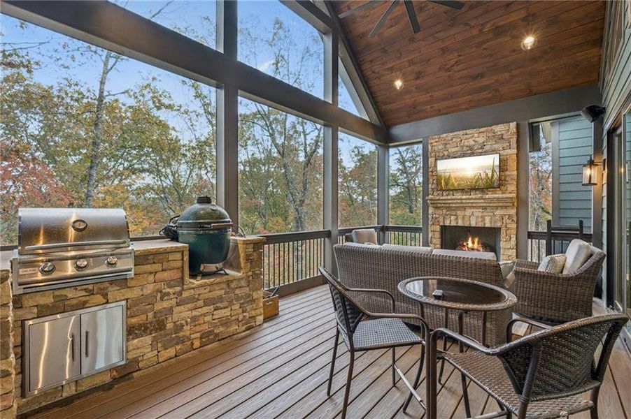 Exterior details and patio area of a home in , Dahlonega (Image 25).